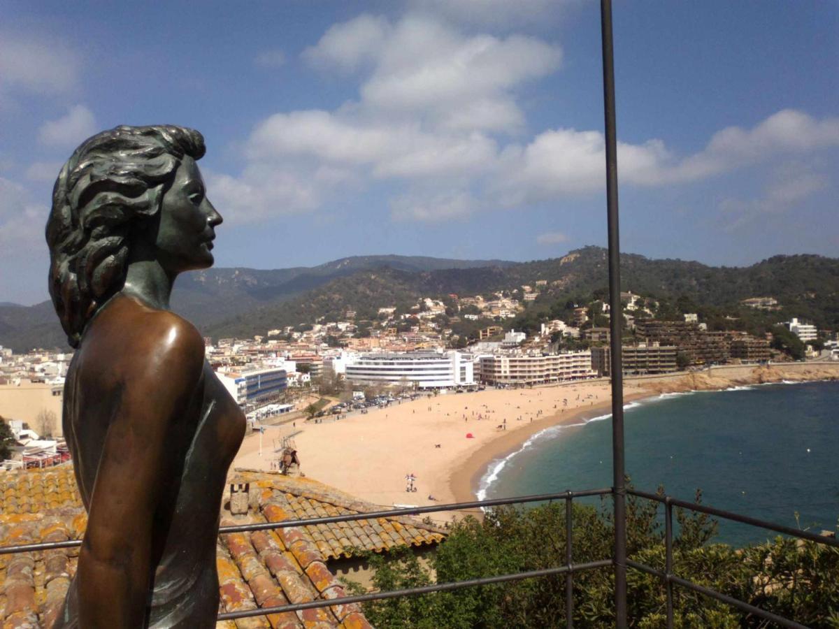 Apartamento Pau Picasso Con Terraza Tossa De Mar Bagian luar foto