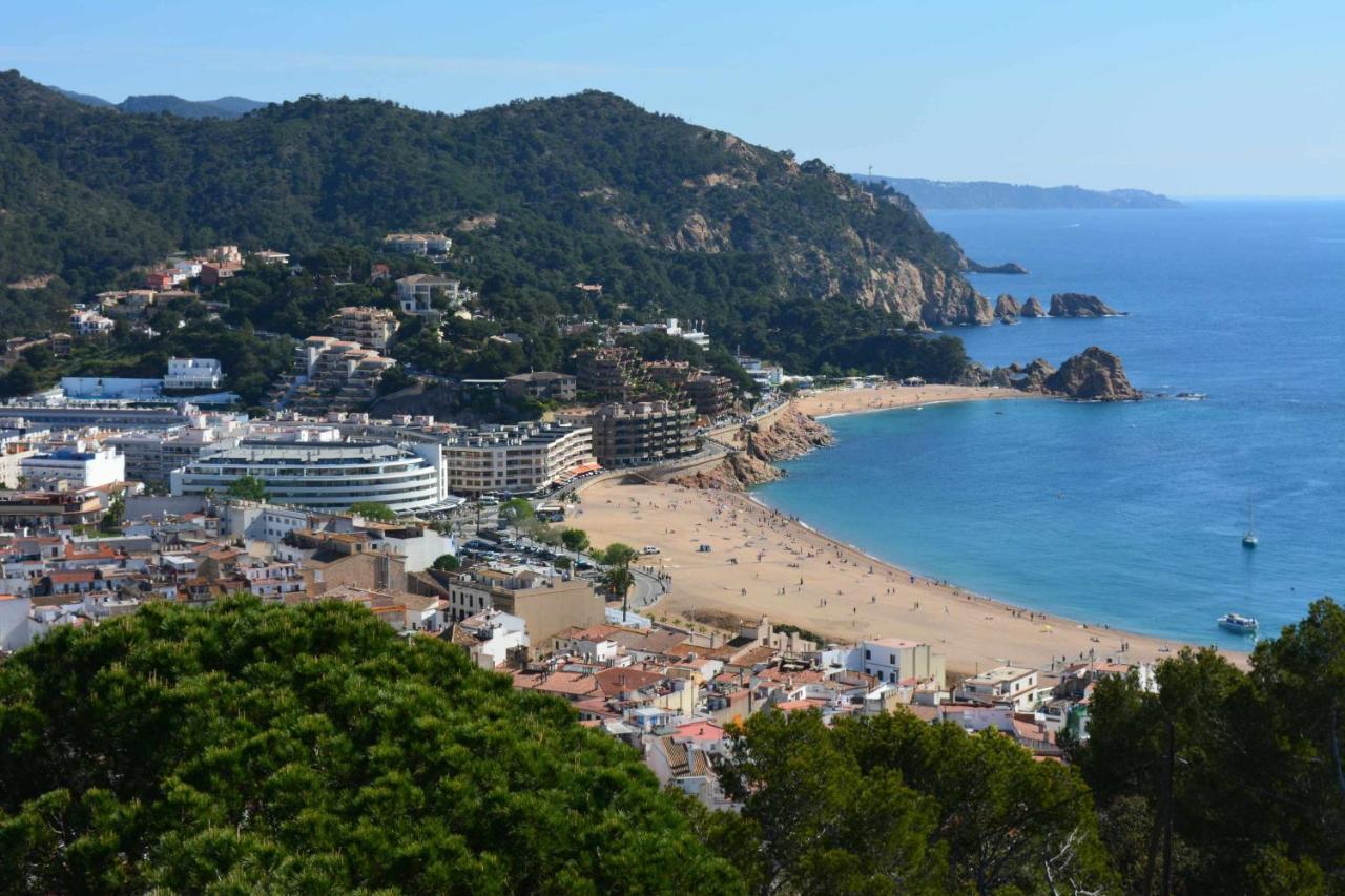 Apartamento Pau Picasso Con Terraza Tossa De Mar Bagian luar foto