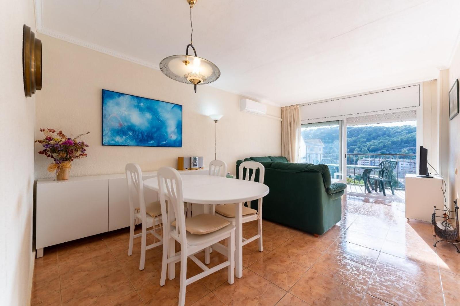 Apartamento Pau Picasso Con Terraza Tossa De Mar Bagian luar foto