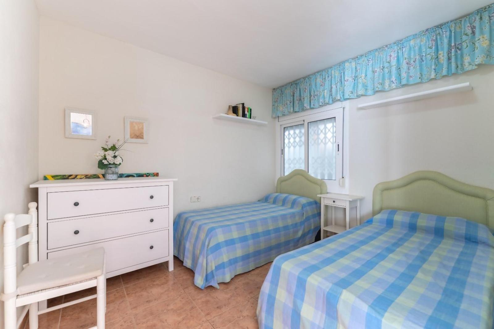 Apartamento Pau Picasso Con Terraza Tossa De Mar Bagian luar foto