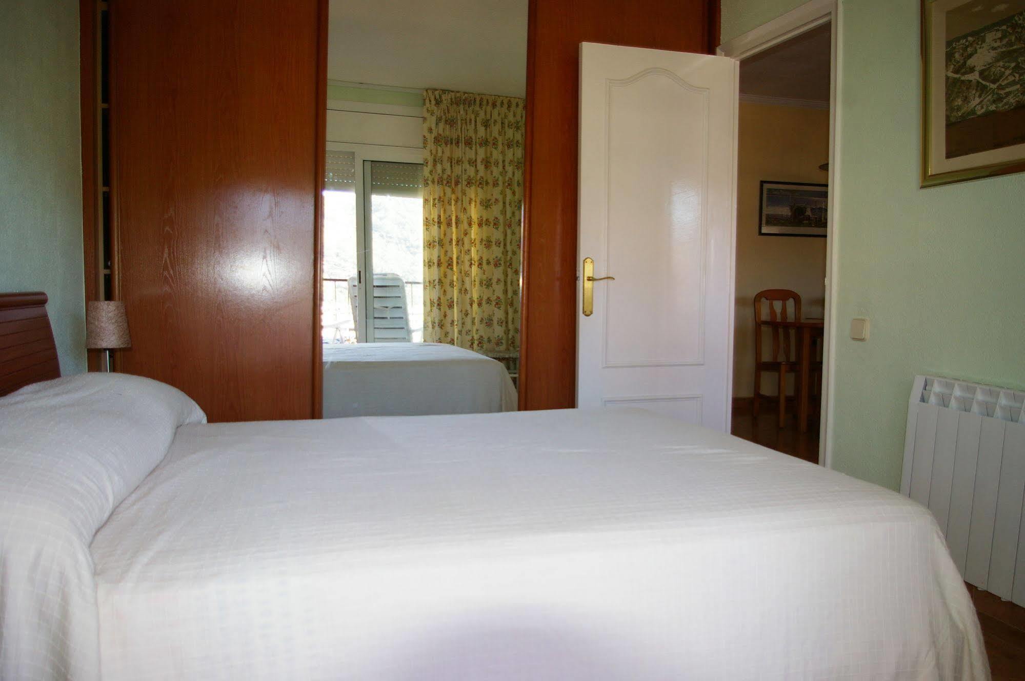 Apartamento Pau Picasso Con Terraza Tossa De Mar Bagian luar foto
